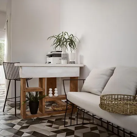 Apart Otel Sanpiero Island